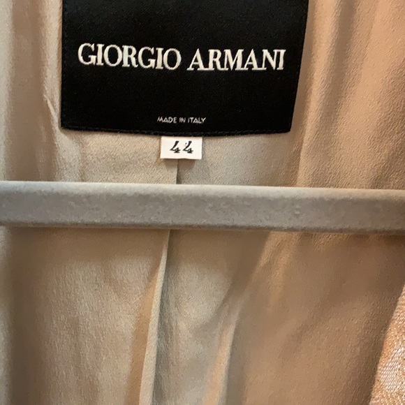 Beautiful Giorgio Armani linen jacket - Picture 3 of 7